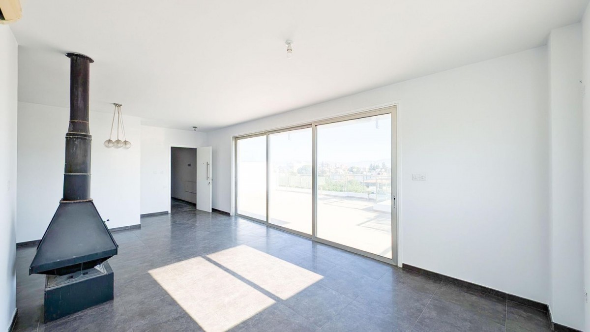 Top Floor Three-bedroom apartment in Agios Vasilios Quarter, Strovolos, Nicosia