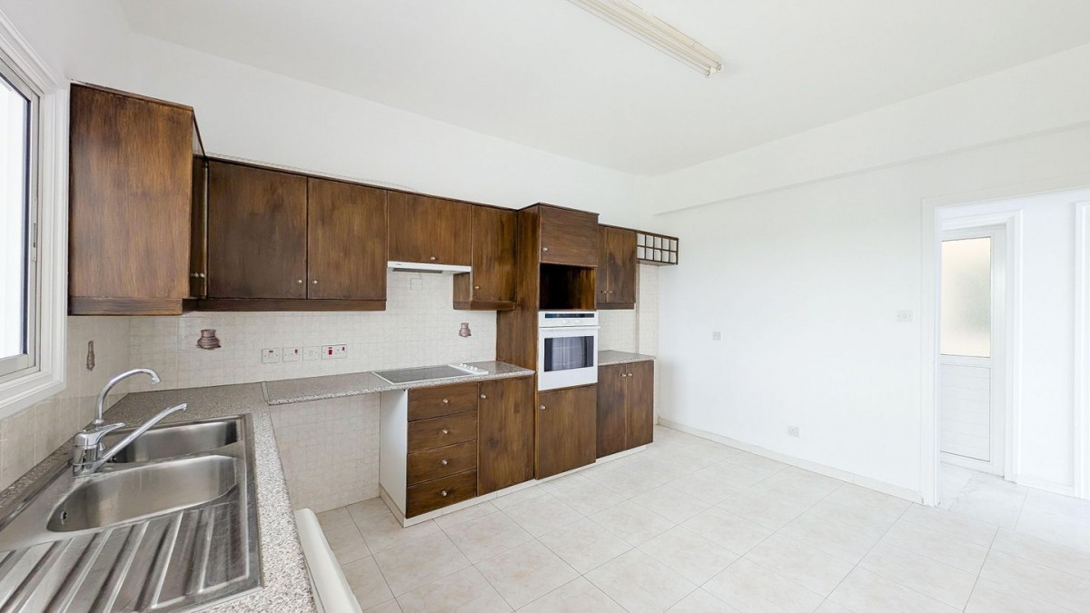 Three-bedroom apartment in Ag. Konstantinou & Elenis, Nicosia