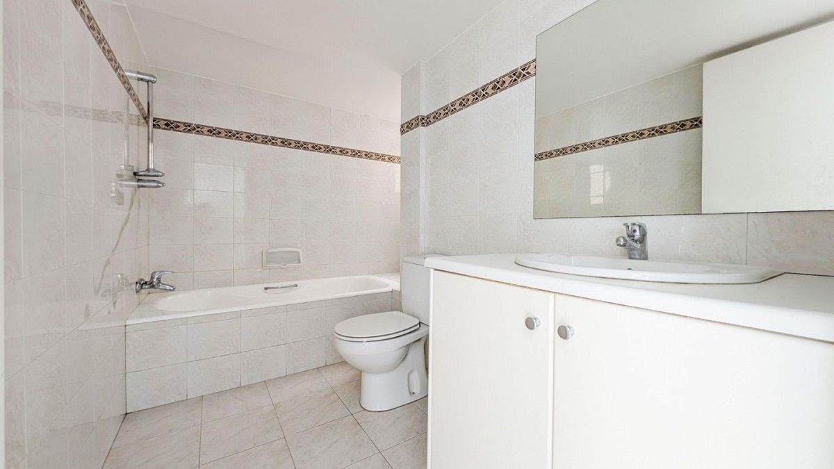 Three-bedroom apartment in Ag. Konstantinou & Elenis, Nicosia
