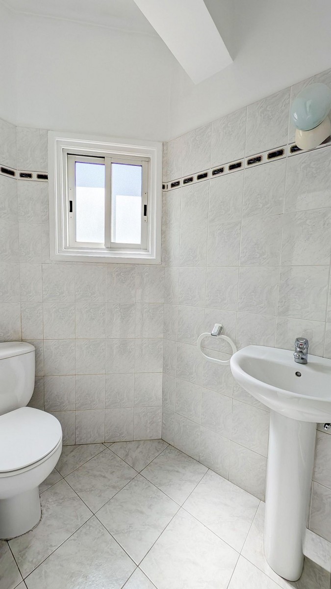 Three-bedroom apartment in Ag. Konstantinou & Elenis, Nicosia