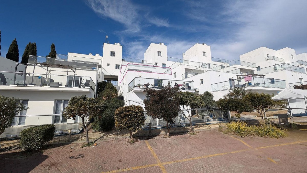 Two-Bedroom Apartment in Mazotos, Larnaca