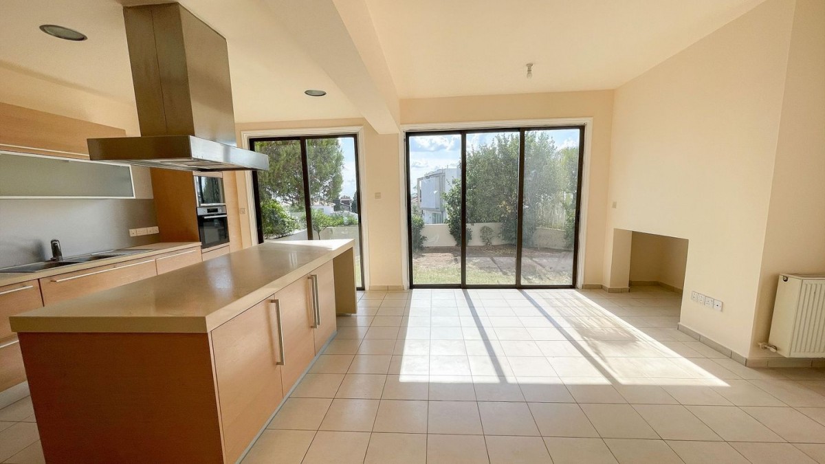 Three-Bedroom House with attic in Lakatameia, Nicosia