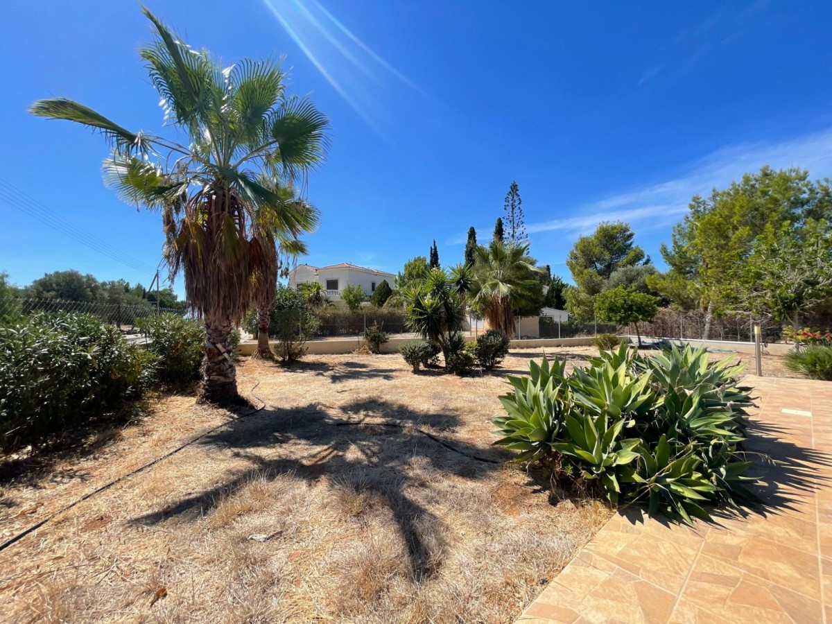 Detached Villa For Sale  in  Kouklia - Secret Valley