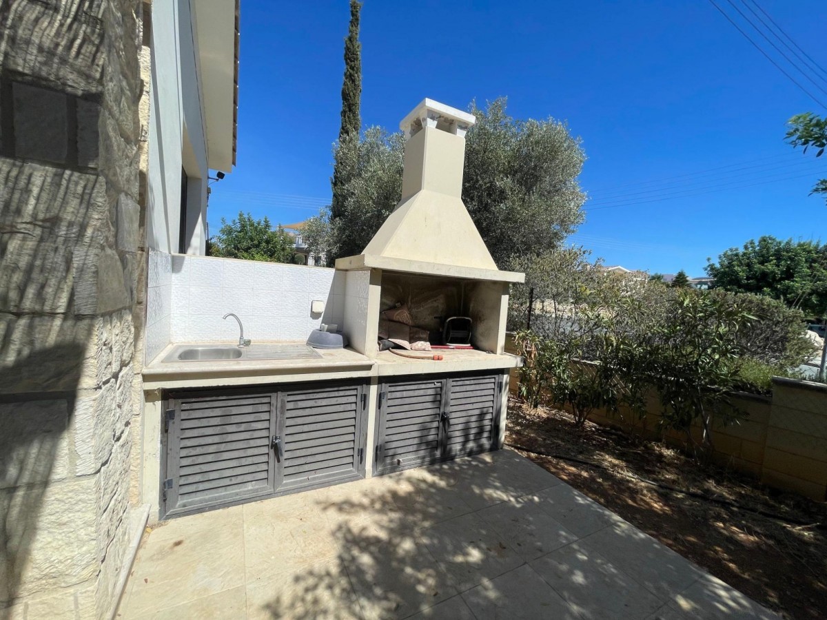 Detached Villa For Sale  in  Kouklia - Secret Valley