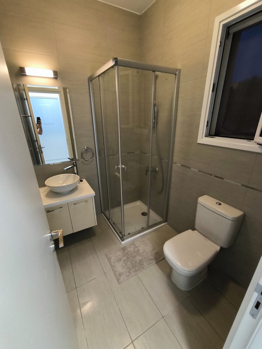 Semi Detached Villa For Rent  in  Chlorakas