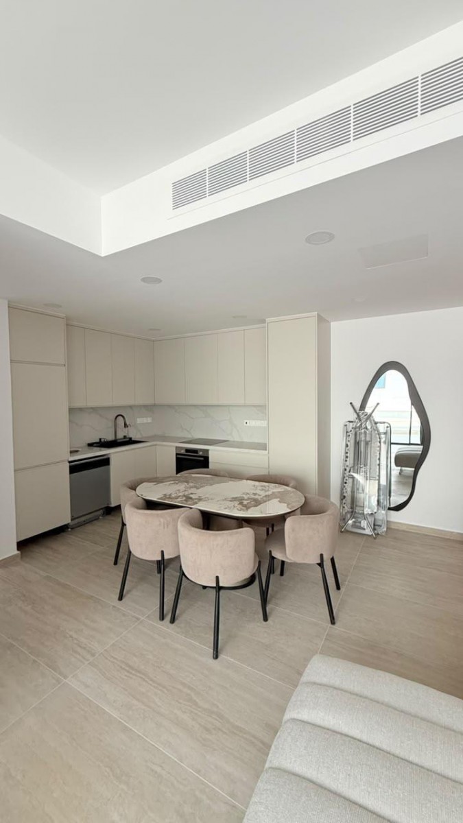 Apartment For Rent  in  Select Location