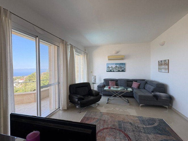 Detached Villa For Sale  in  Peyia