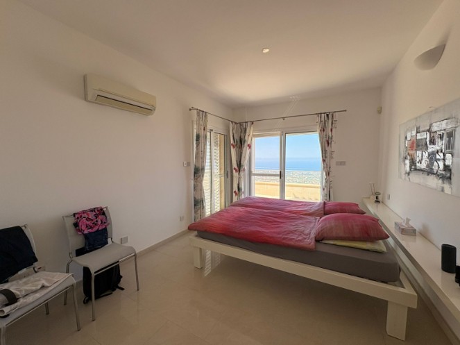 Detached Villa For Sale  in  Peyia