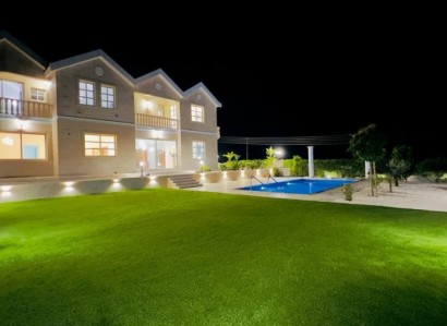 Palodeia, Limassol Detached Villa For Sale | WW11726