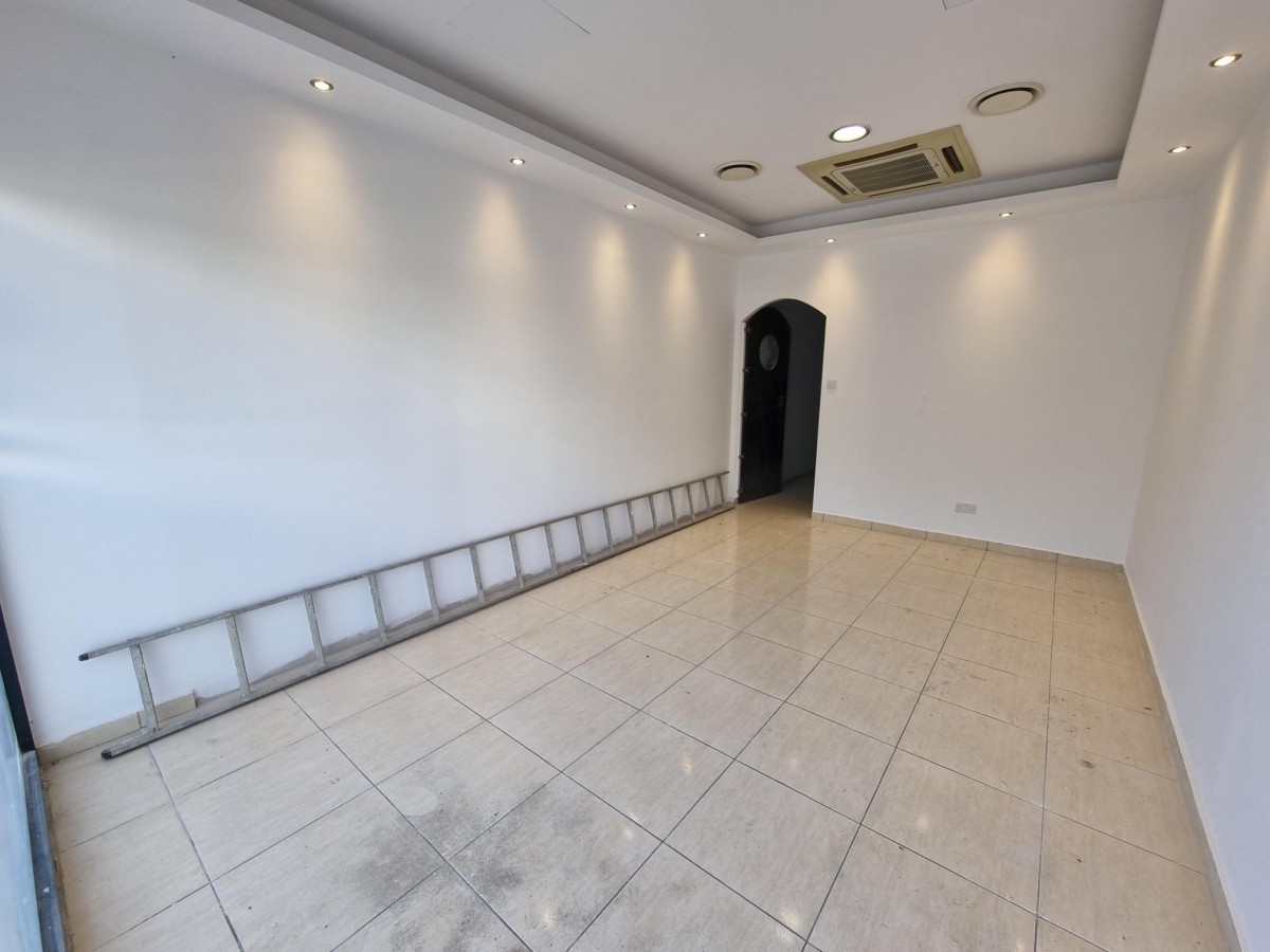 Shop For Rent  in  Kato Paphos