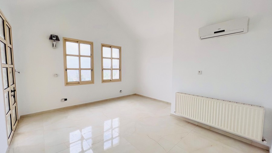 Detached Villa For Sale  in  Palodeia