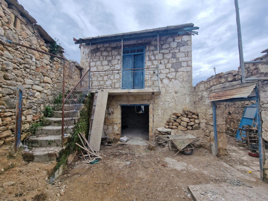 Koili, Paphos Stone House For Sale | WW11796
