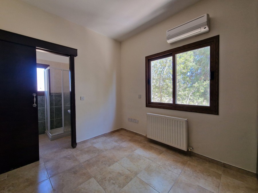 Detached Villa For Sale  in  Ineia