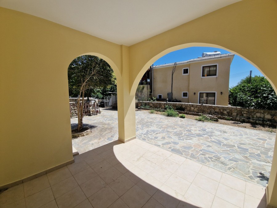 Detached Villa For Sale  in  Ineia