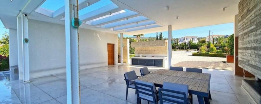 Detached Villa For Sale  in  Peyia - Sea Caves