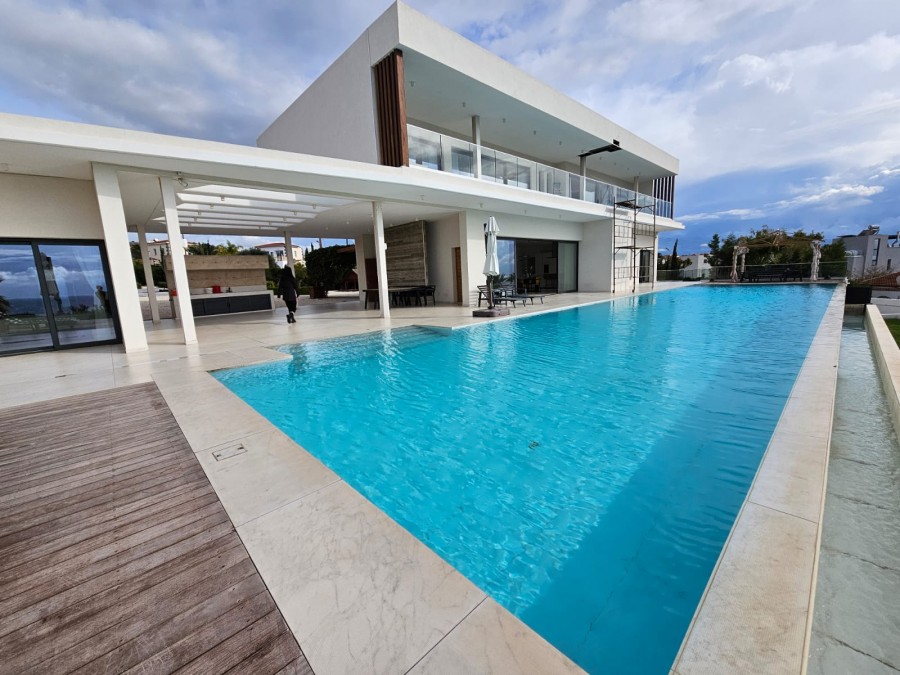 Detached Villa For Sale  in  Peyia - Sea Caves