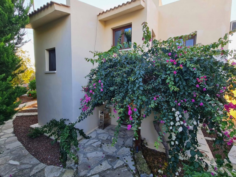 Detached Villa For Sale  in  Tala
