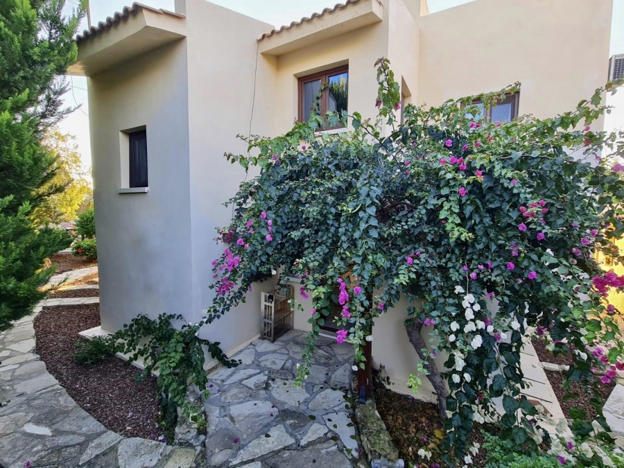Detached Villa For Sale  in  Tala