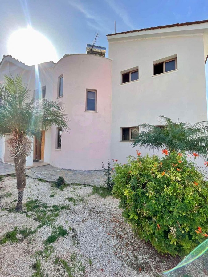 Detached Villa For Sale  in  Yeroskipou