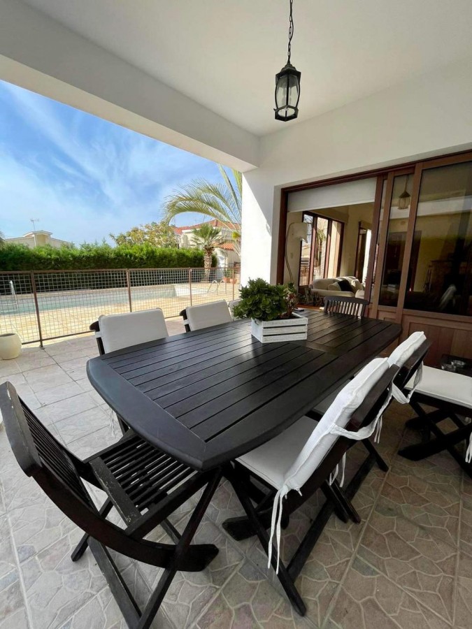 Detached Villa For Sale  in  Yeroskipou