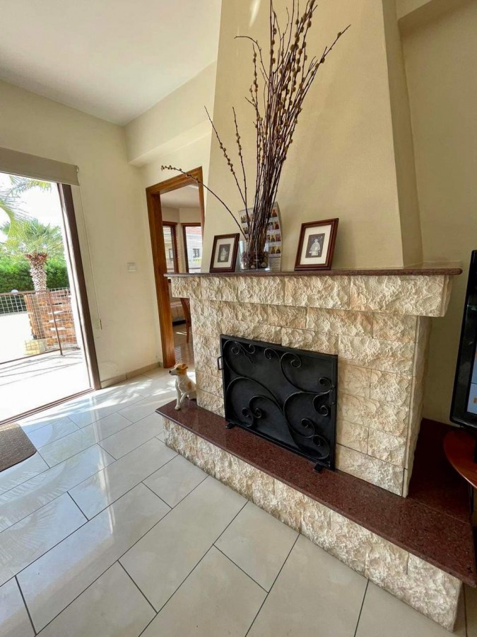 Detached Villa For Sale  in  Yeroskipou