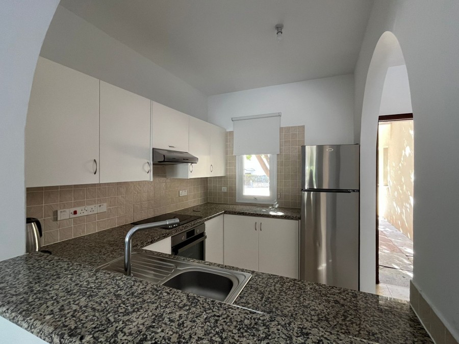 Floor Apartment  For Sale  in  Kato Paphos - Universal