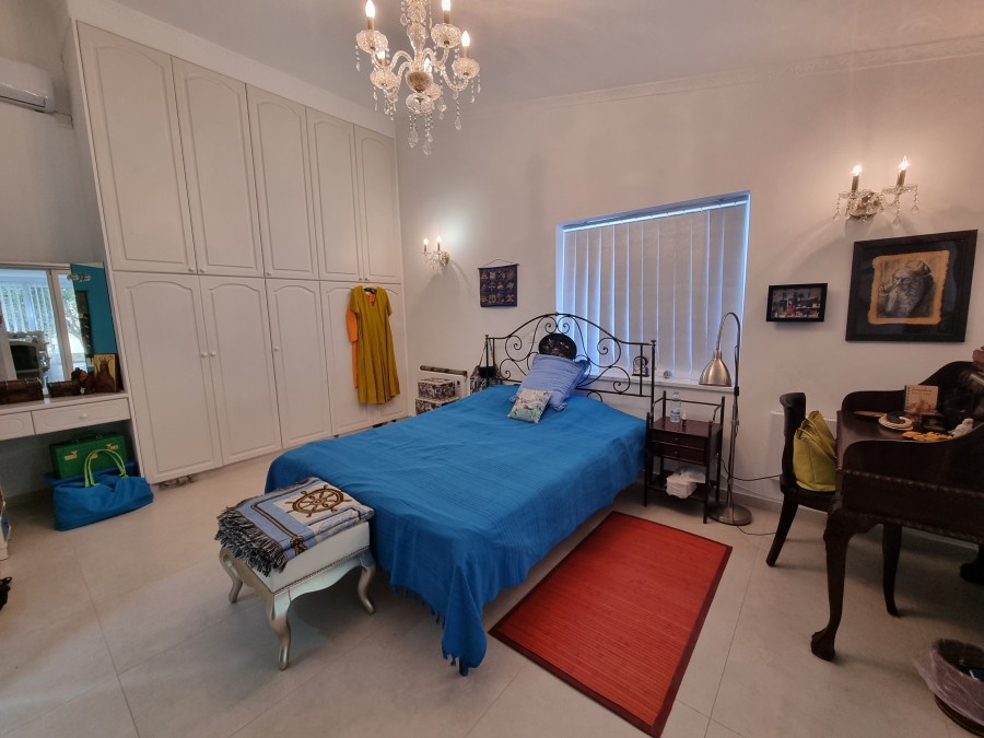 Bungalow For Sale  in  Tala