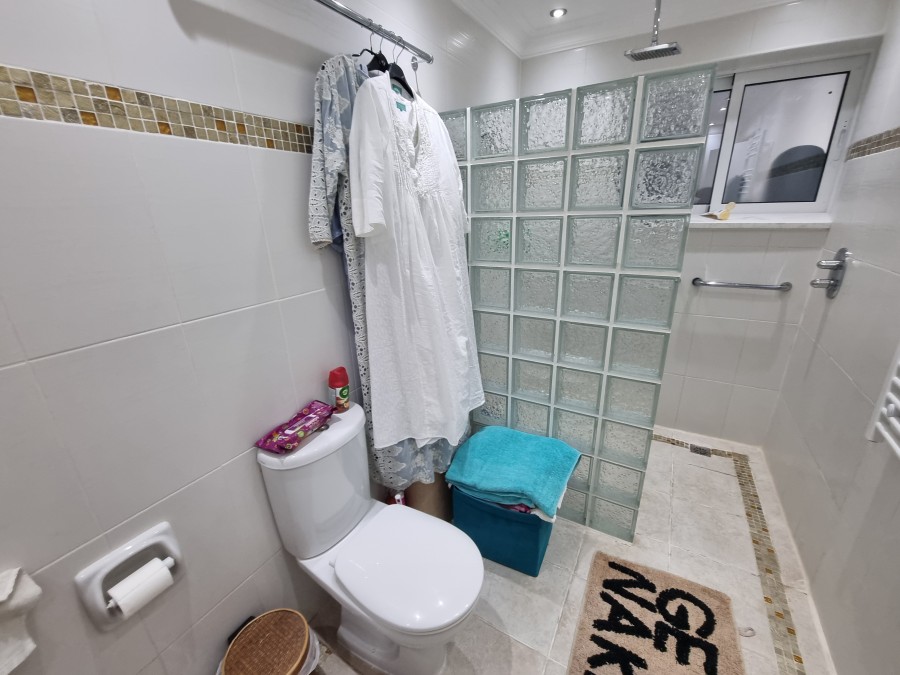 Bungalow For Sale  in  Tala