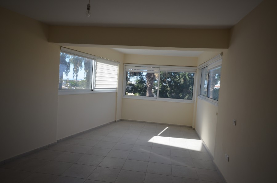 Detached Villa For Sale  in  Kato Paphos - Tombs of The Kings