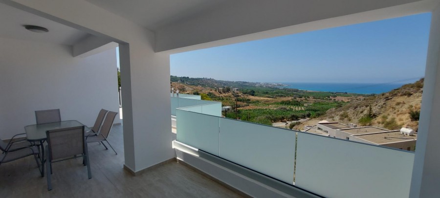 Detached Villa For Sale  in  Peyia