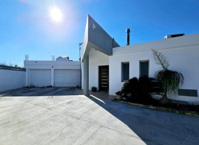 Mesa Chorio, Paphos Detached Villa For Sale | WW12171