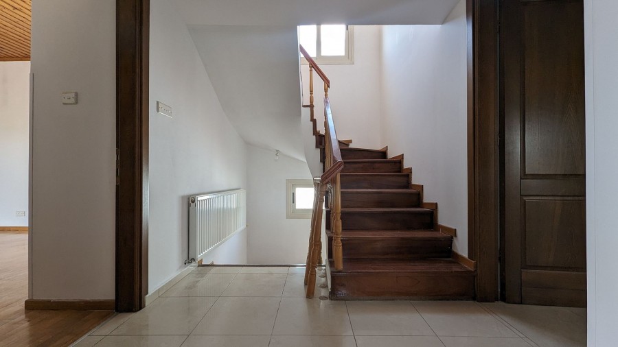 Detached Villa For Sale  in  Lakatamia