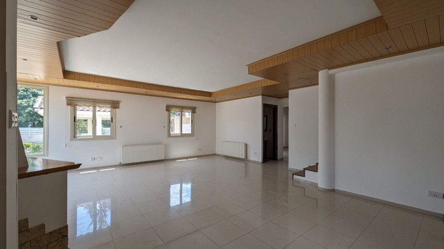 Detached Villa For Sale  in  Lakatamia
