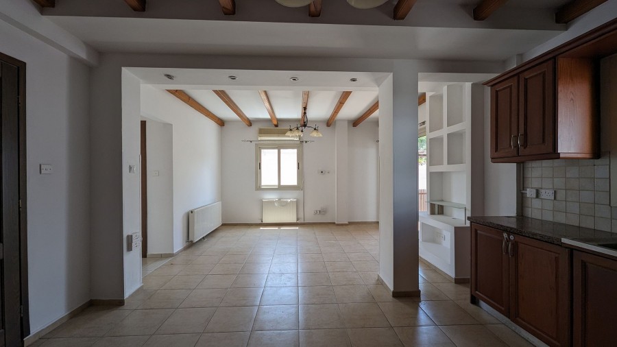 Detached Villa For Sale  in  Lakatamia