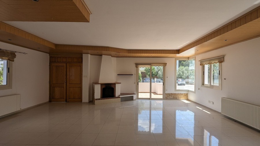 Detached Villa For Sale  in  Lakatamia