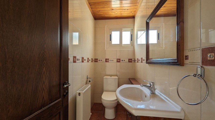 Detached Villa For Sale  in  Lakatamia