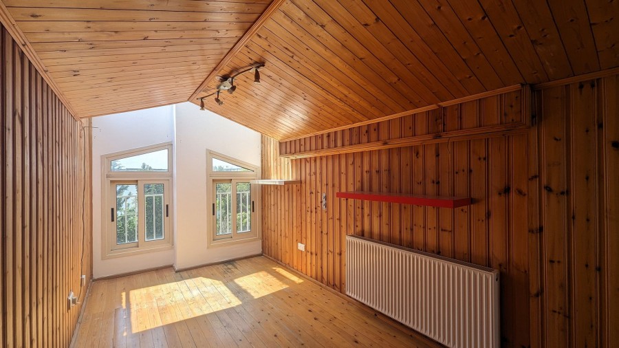 Detached Villa For Sale  in  Lakatamia