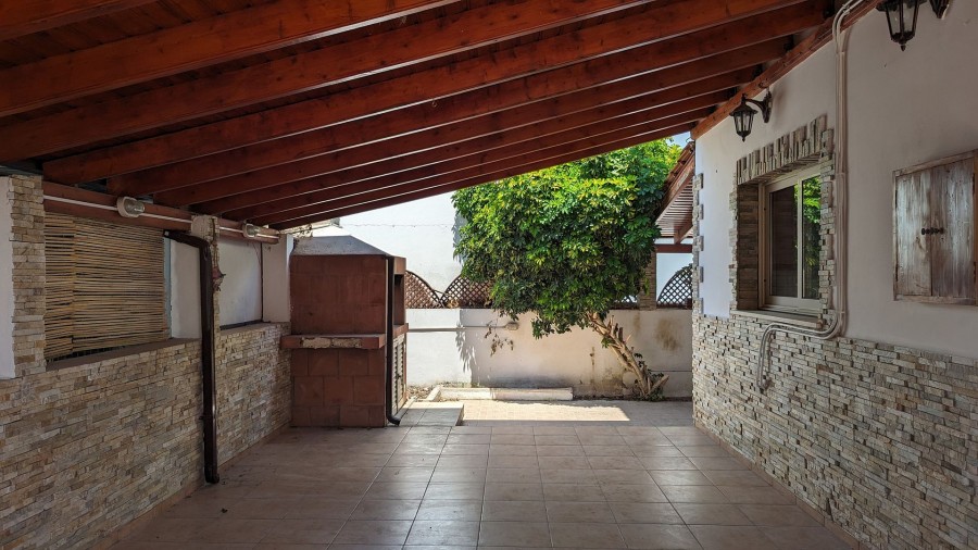 Detached Villa For Sale  in  Lakatamia