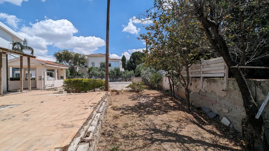 Detached Villa For Sale  in  Lakatamia
