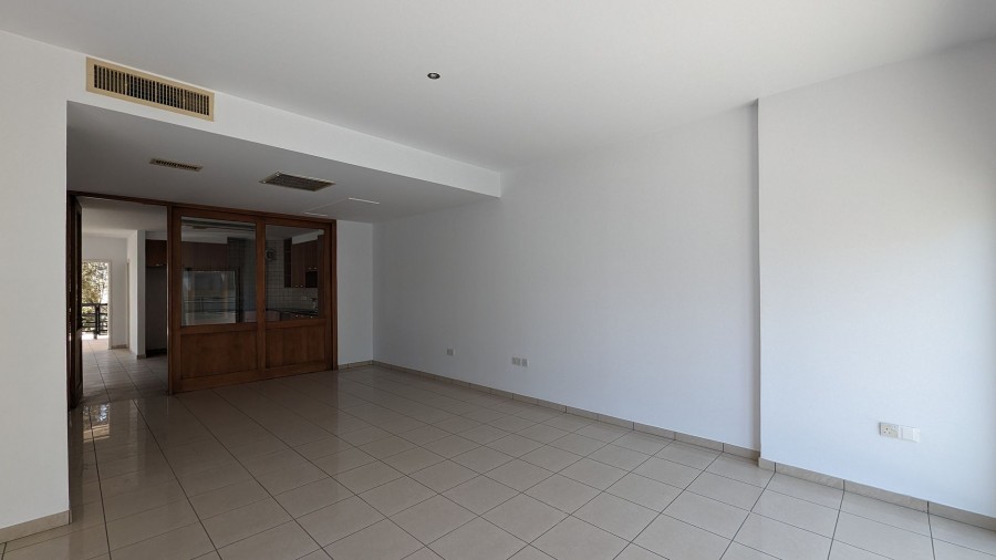 Semi Detached Villa For Sale  in  Strovolos