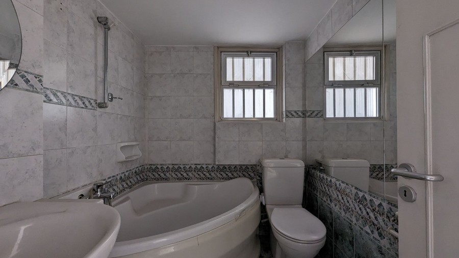 Semi Detached Villa For Sale  in  Strovolos