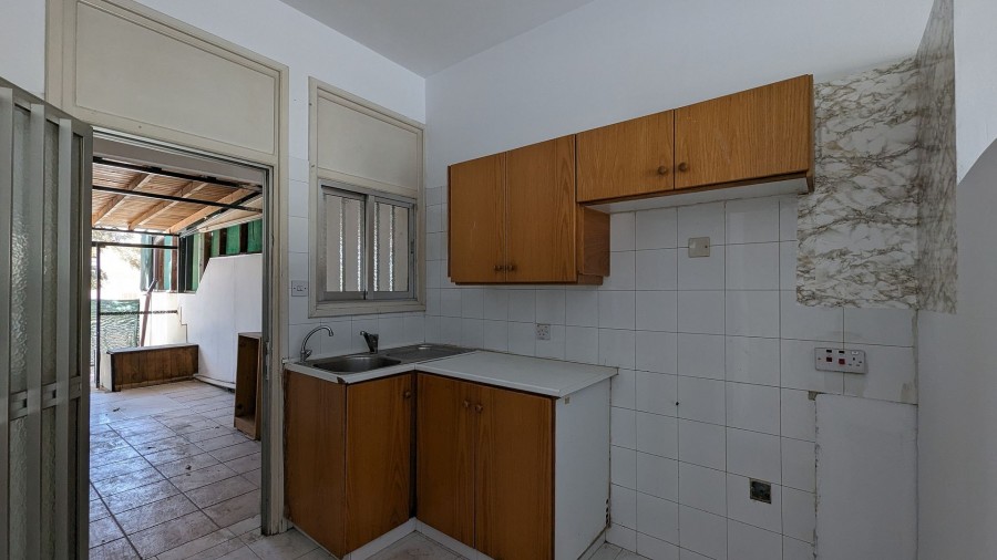 Semi Detached Villa For Sale  in  Strovolos