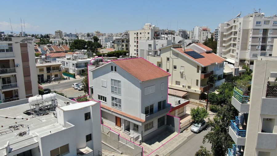 Strovolos, Nicosia Semi Detached Villa For Sale | WW12198