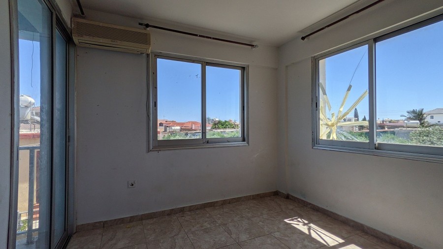 Mixed Use Building For Sale  in  Xylofagou