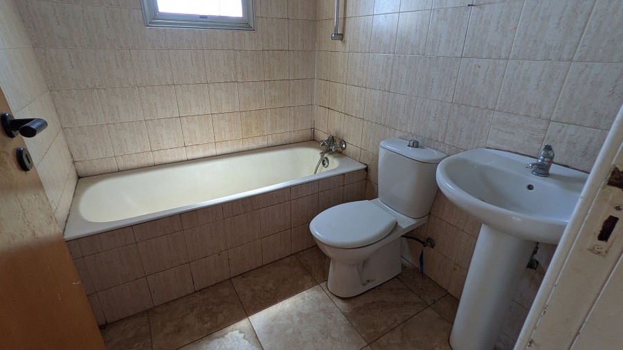 Mixed Use Building For Sale  in  Xylofagou