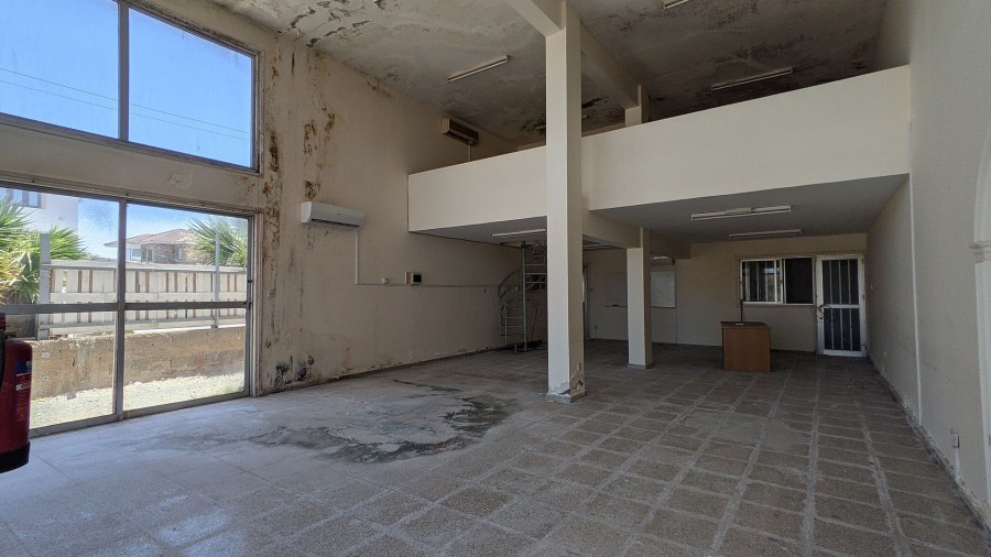 Mixed Use Building For Sale  in  Xylofagou