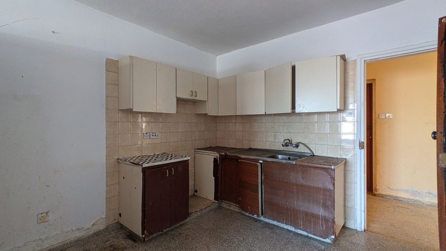 Mixed Use Building For Sale  in  Xylofagou