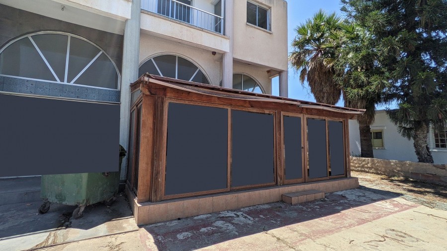 Mixed Use Building For Sale  in  Xylofagou