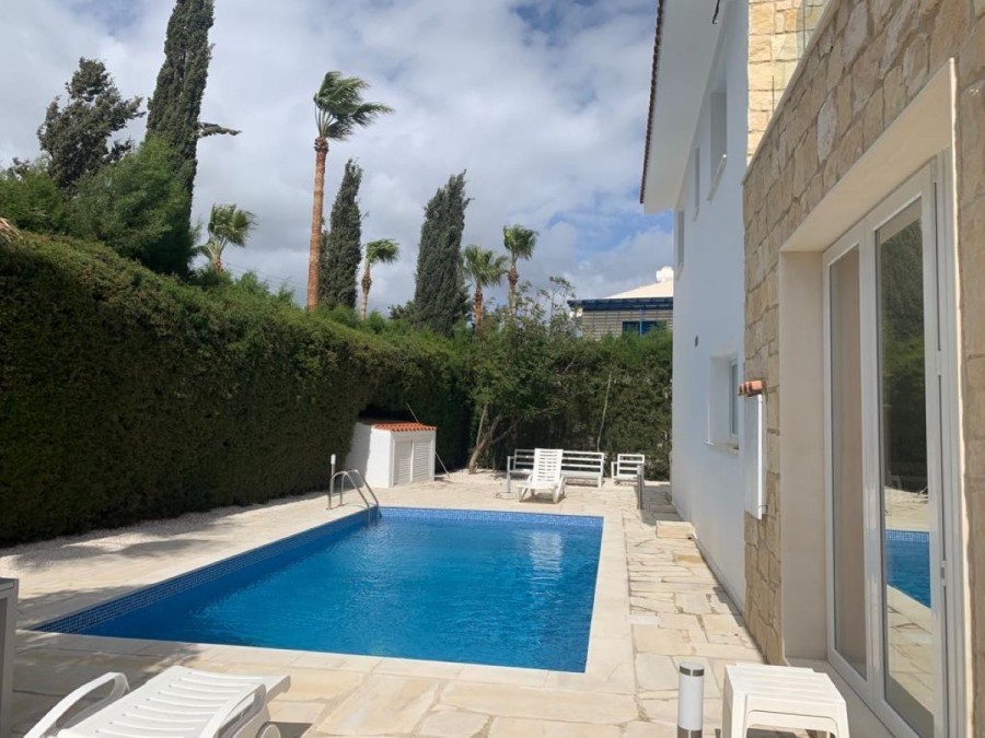 Detached Villa For Sale  in  Peyia - Sea Caves