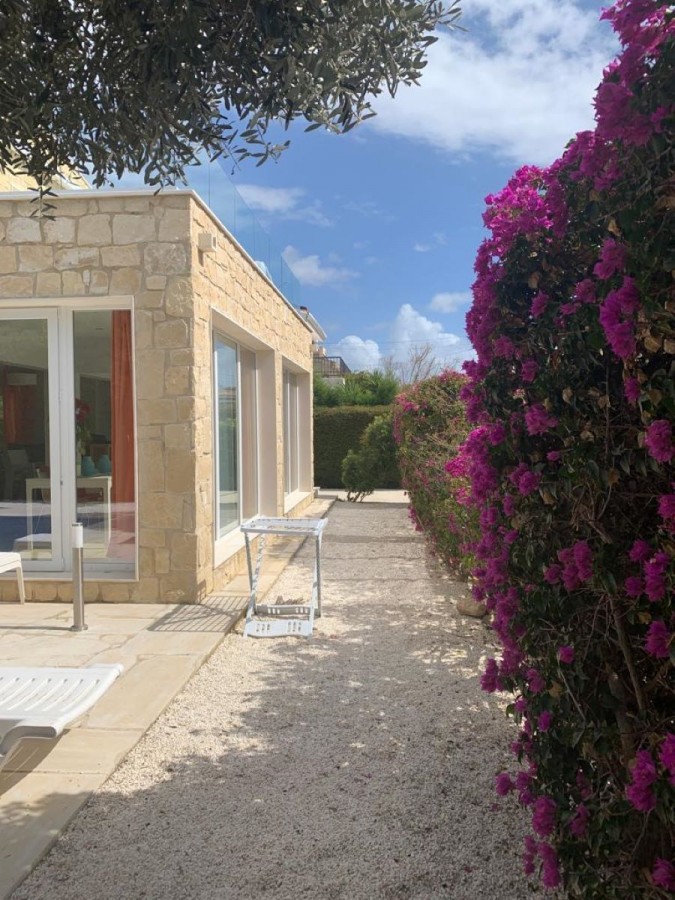 Detached Villa For Sale  in  Peyia - Sea Caves